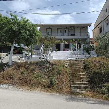 Spiros Full House In Marathias Apartamento Exterior foto